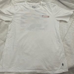 Nike Sneakers Tee Dri Fit only worn once